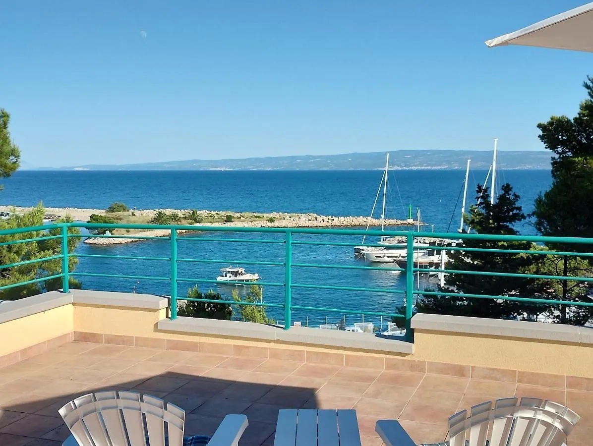 Old Captain'S Apartments - In A Pine Wood By The Sea And Tennis Courts Spalato