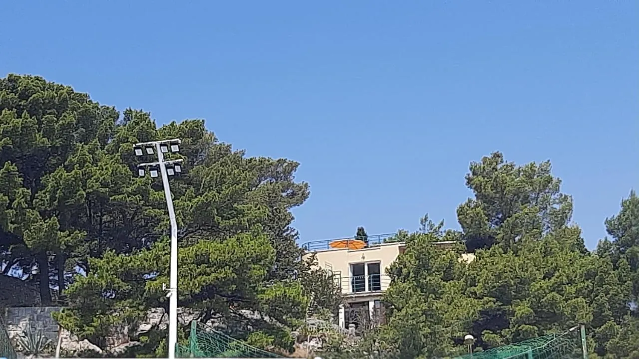 Old Captain'S Apartments - In A Pine Wood By The Sea And Tennis Courts Split