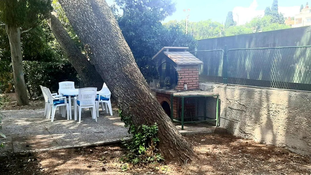 Old Captain'S Apartments - In A Pine Wood By The Sea And Tennis Courts Split